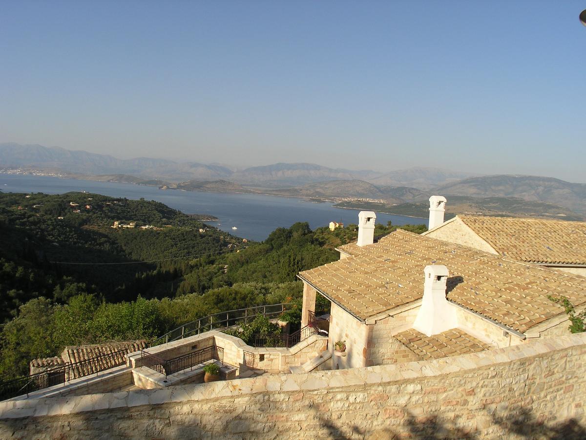 Traditional Stone Villa Olympia Viggla Экстерьер фото